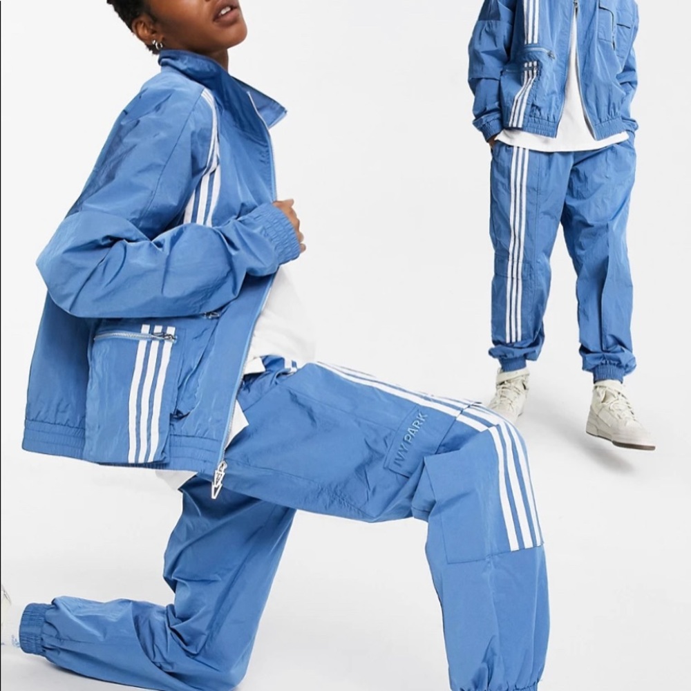XL (unisex) Adidas Ivy Park Blue Joggers
